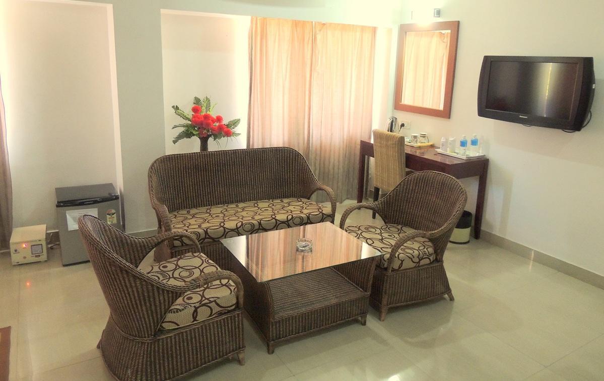 Aroma Residency Hotel Tinsukia Kültér fotó