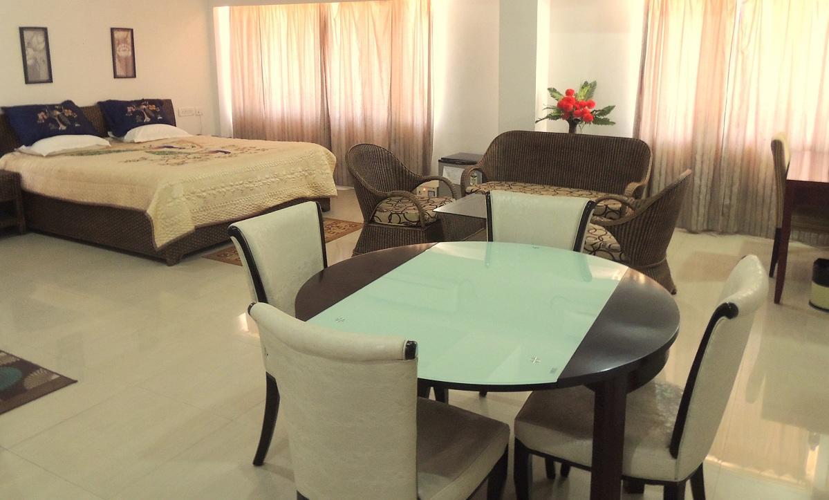 Aroma Residency Hotel Tinsukia Kültér fotó