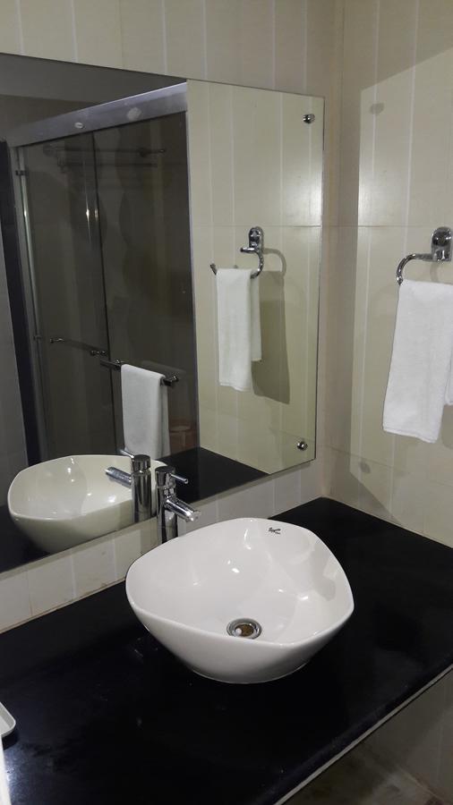 Aroma Residency Hotel Tinsukia Kültér fotó