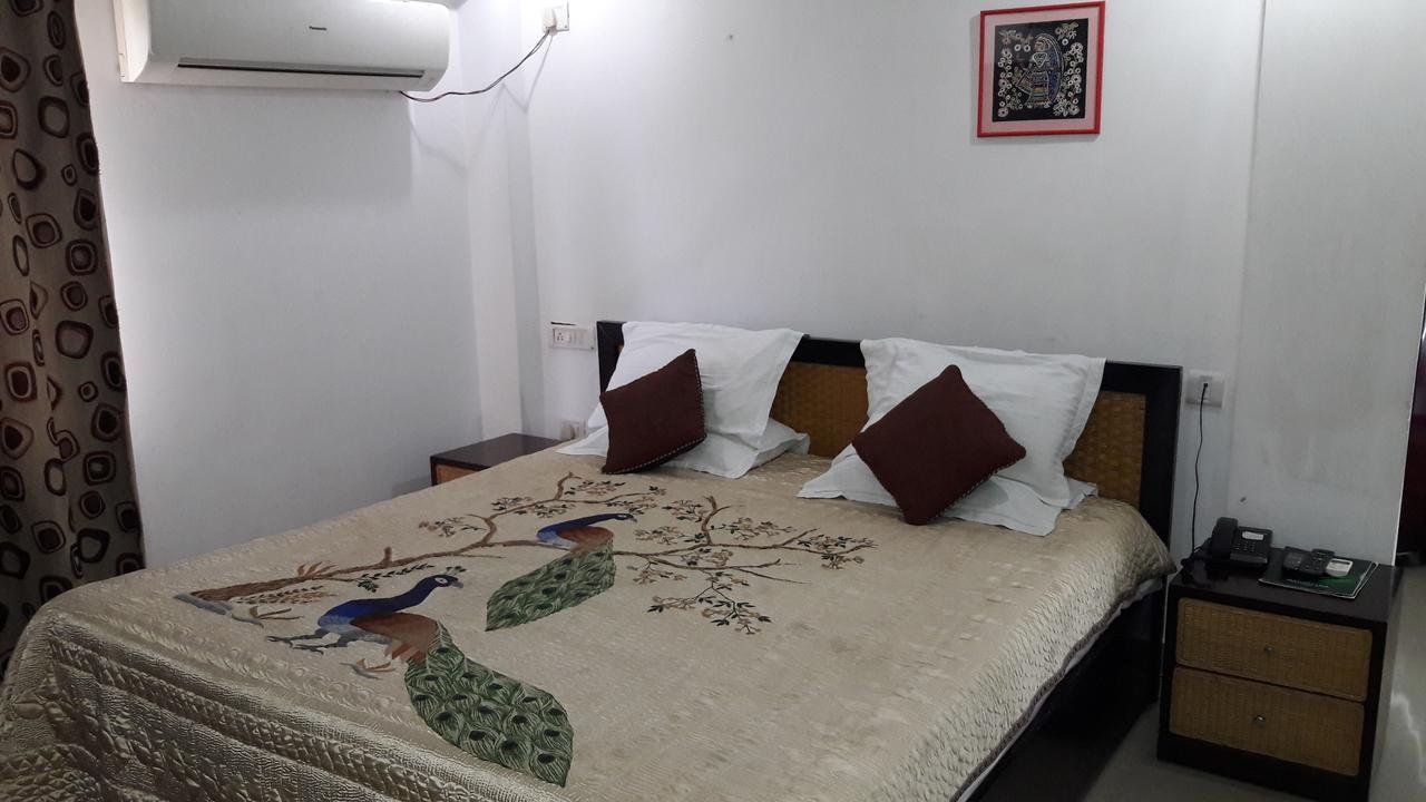 Aroma Residency Hotel Tinsukia Kültér fotó